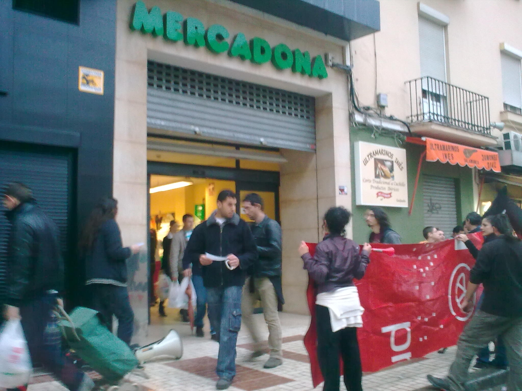 jpg_concentracion_mercadona_20.03.10_017.jpg